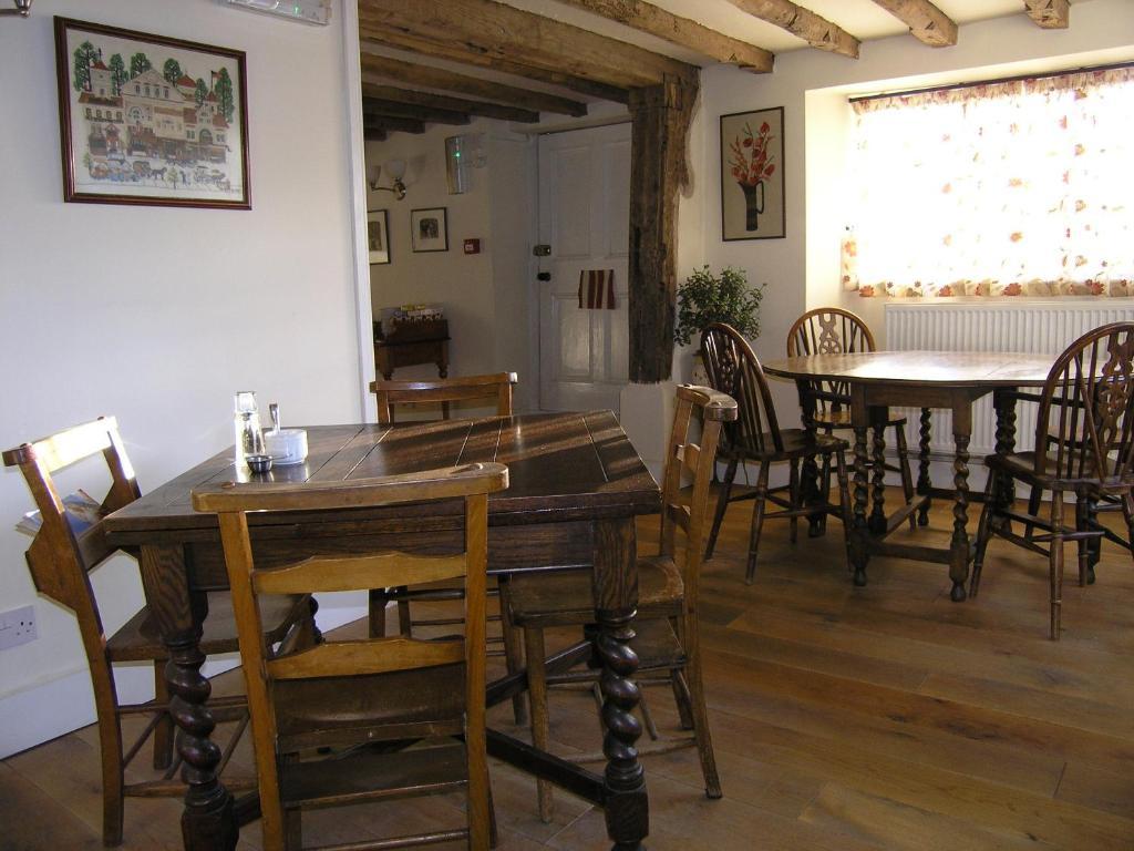 The Pilgrims Rest 4* Littlebourne