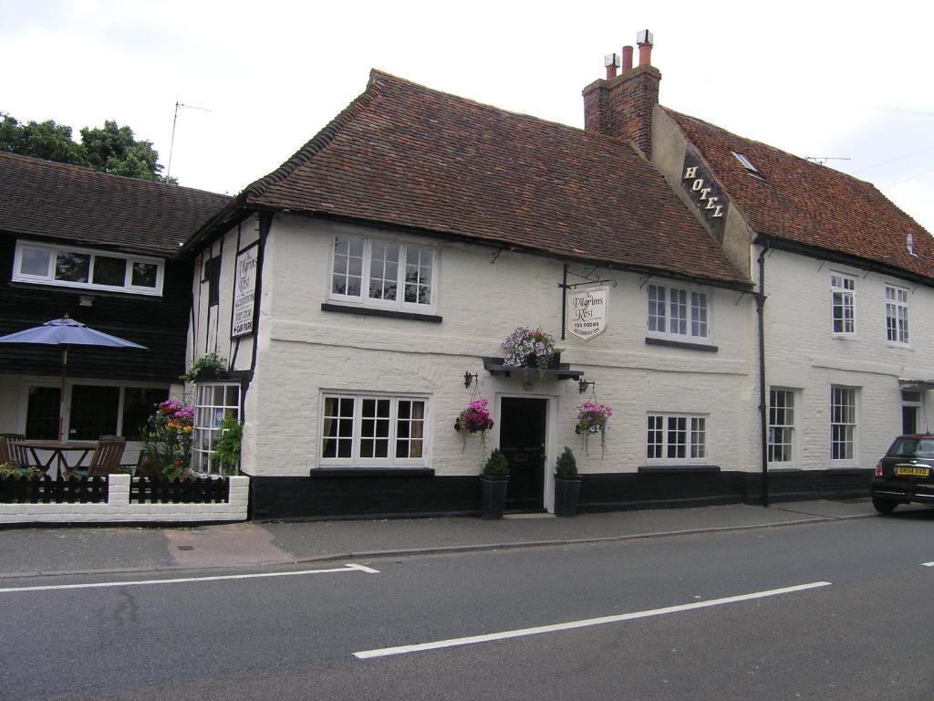 The Pilgrims Rest 4* Littlebourne